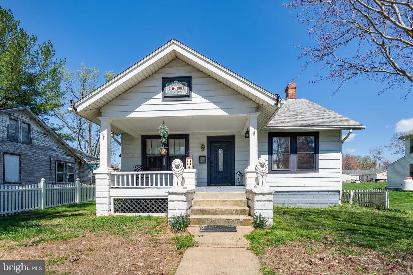 313 E Cecil Avenue