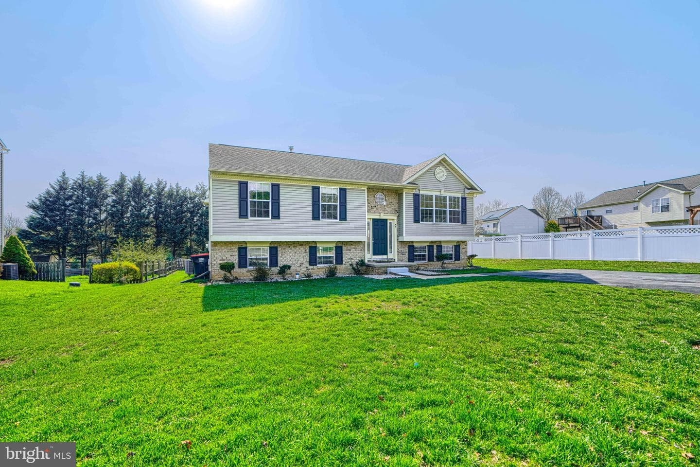 49 Riverview Drive