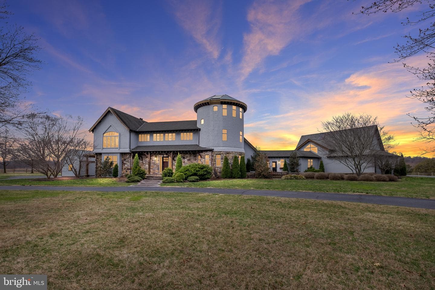 73 Scott Road photo 1