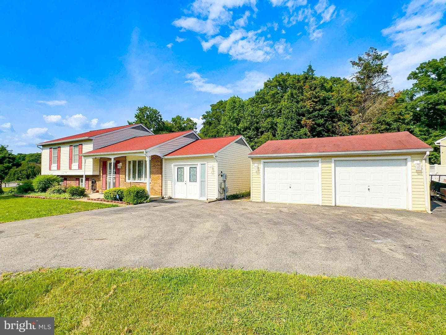 12587 Council Oak Drive photo 1