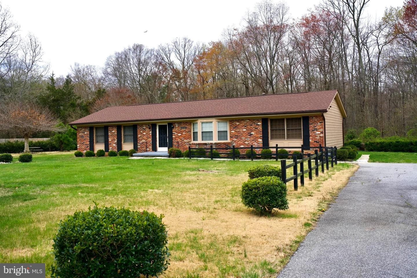 6005 Bumpy Oak Road photo 1