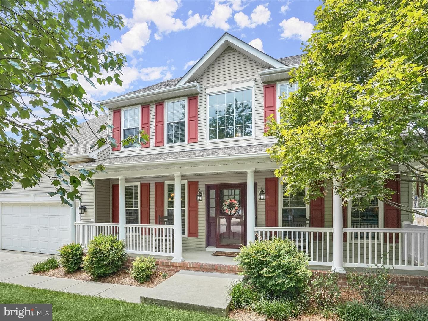 1003 Canterbury Lane photo 1