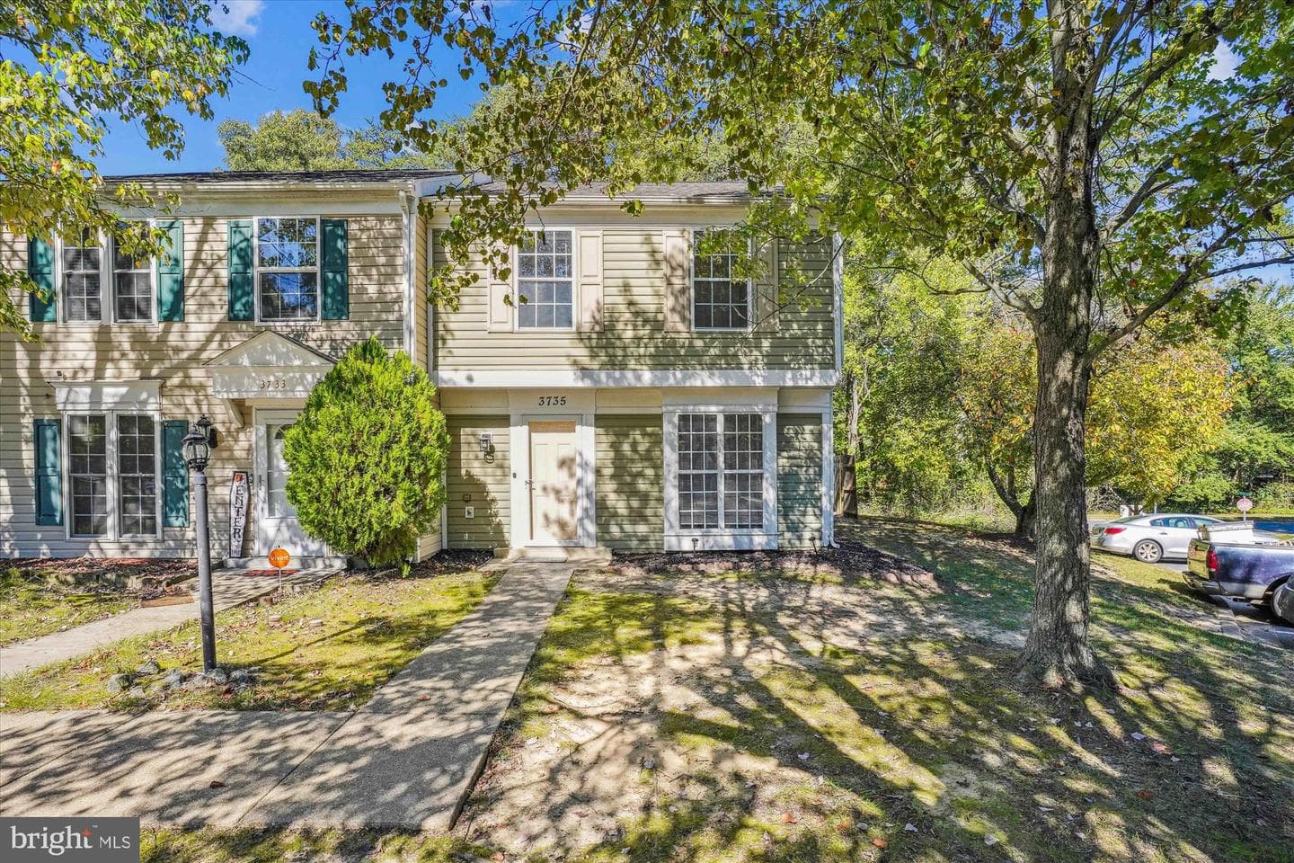 3735 Kempsford Field Place photo 1