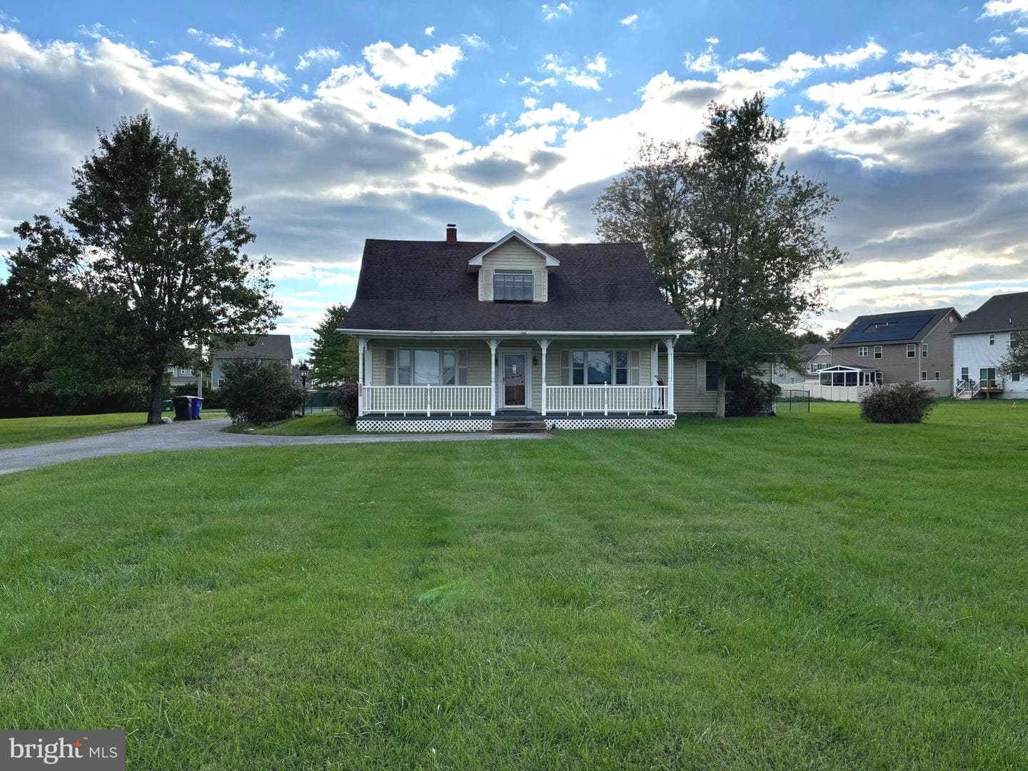 10915 Berry Road photo 1