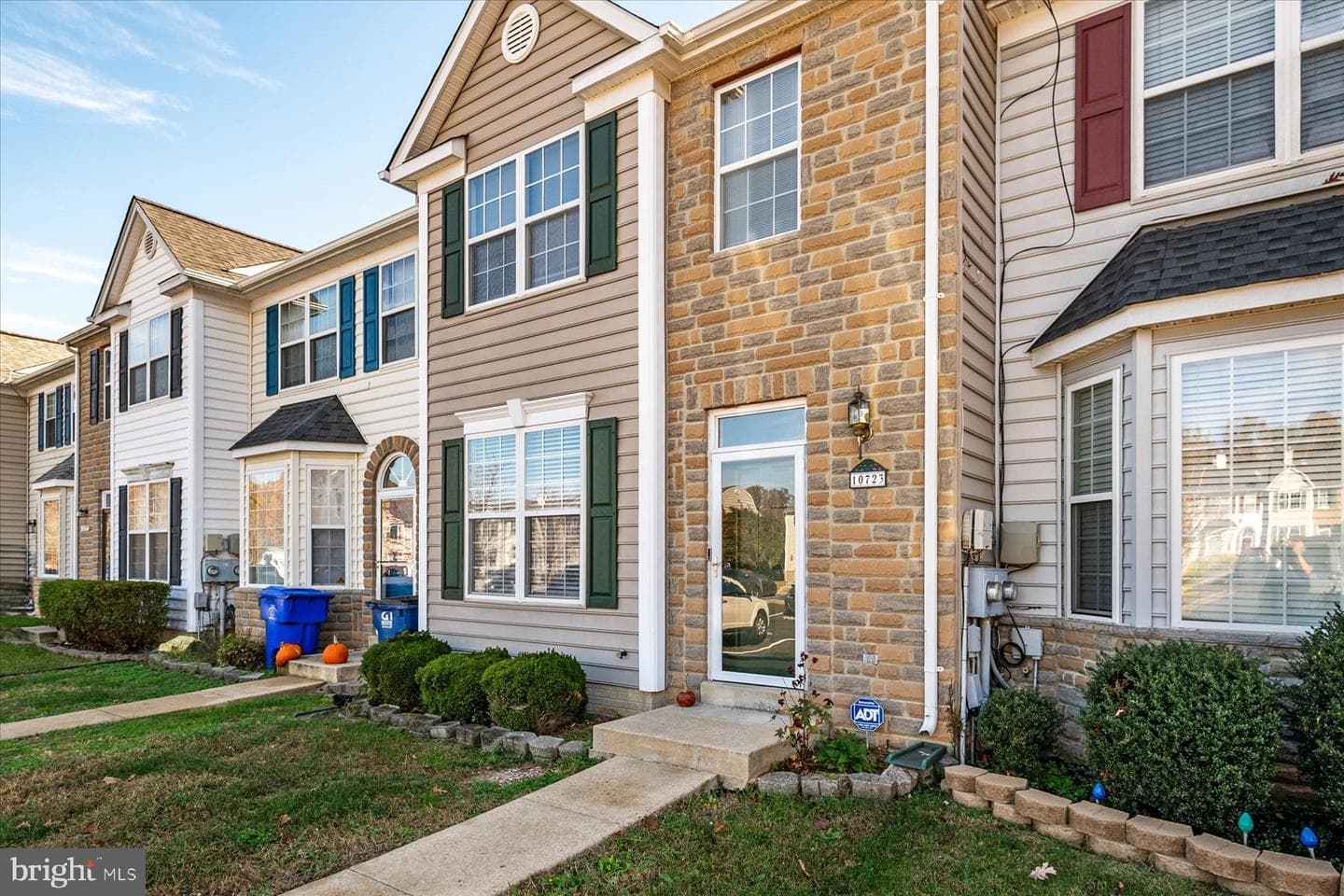 10723 Esprit Place photo 1