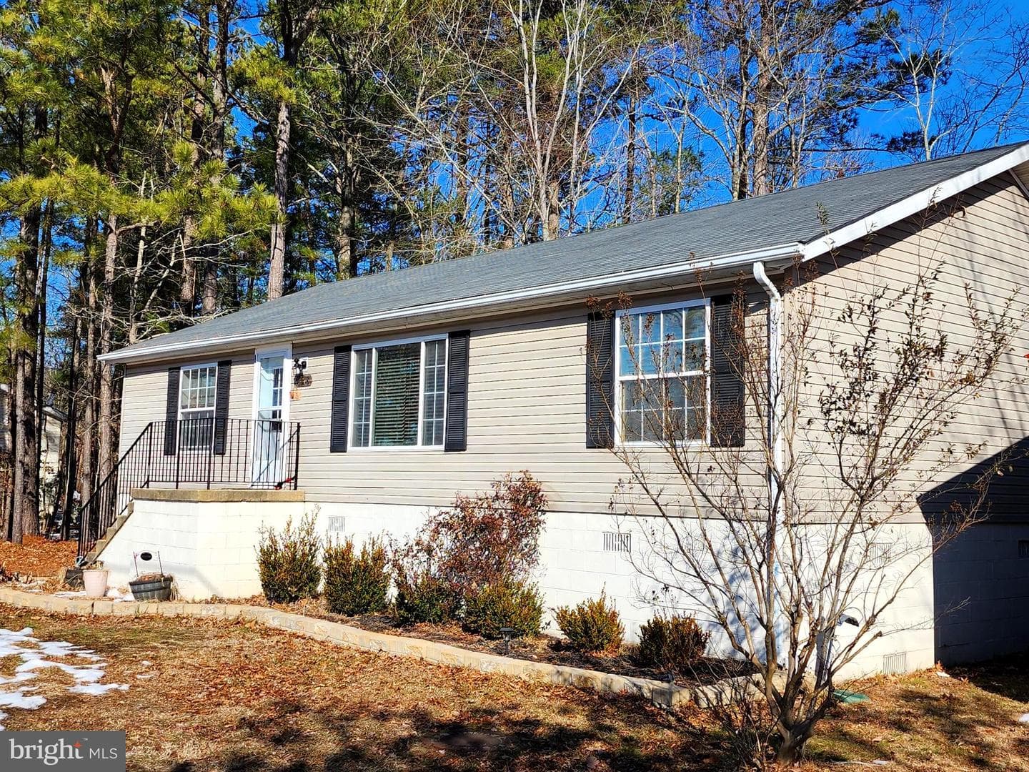 16148 Cobb Island Road photo 1