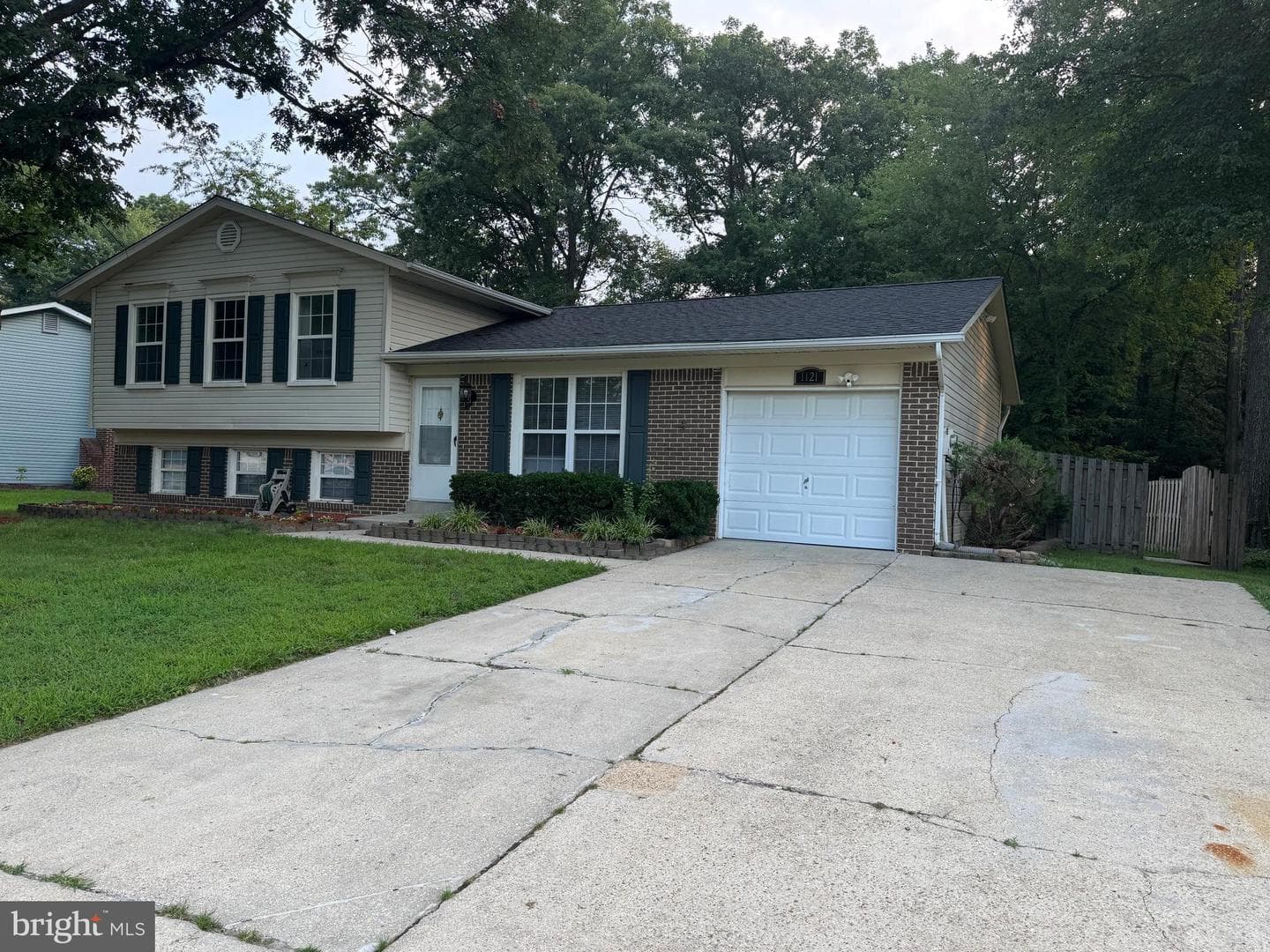 1121 Bannister Circle photo 1