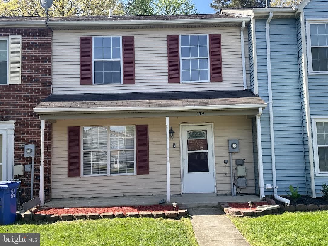134 Kalmia Court photo 1