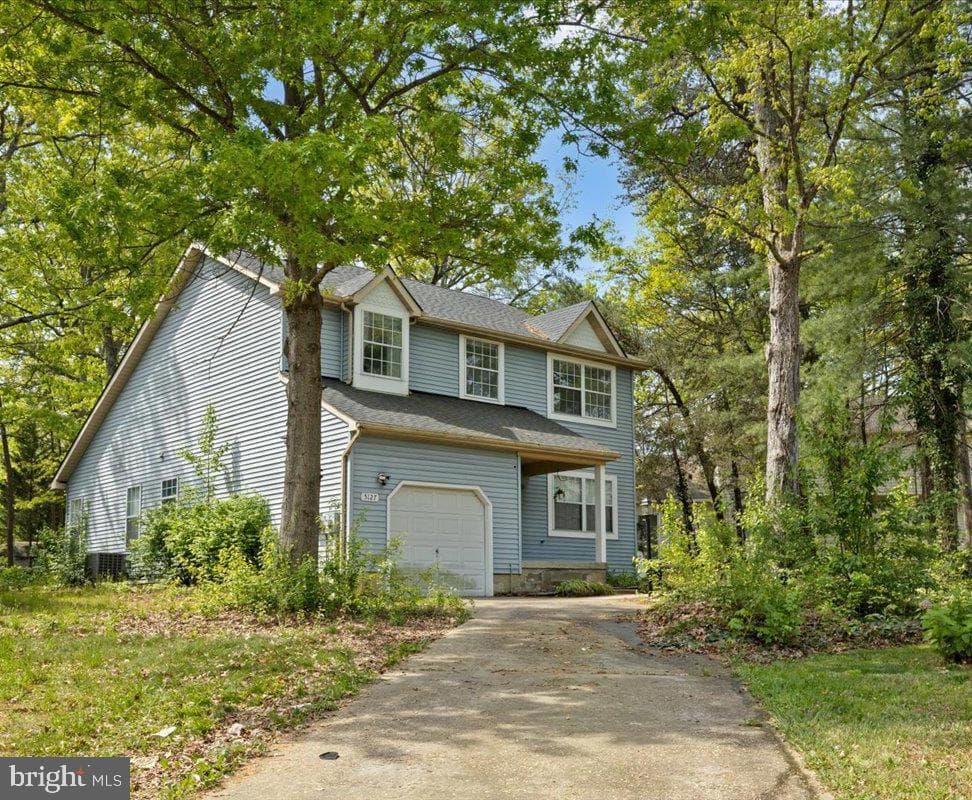 5127 Beaugregory Court photo 1