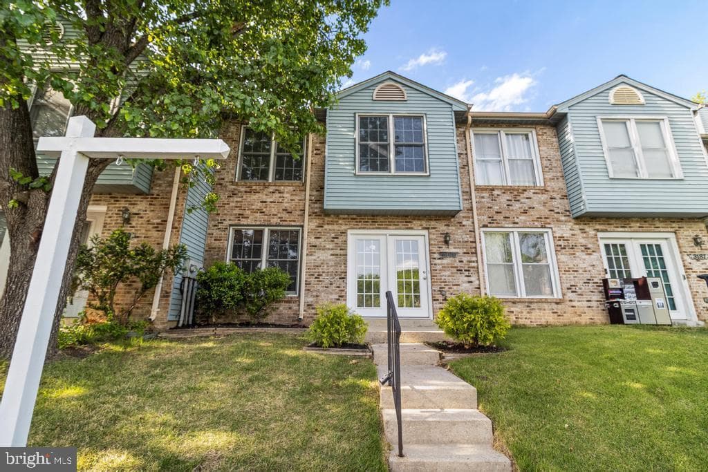 3188 Westdale Court photo 1