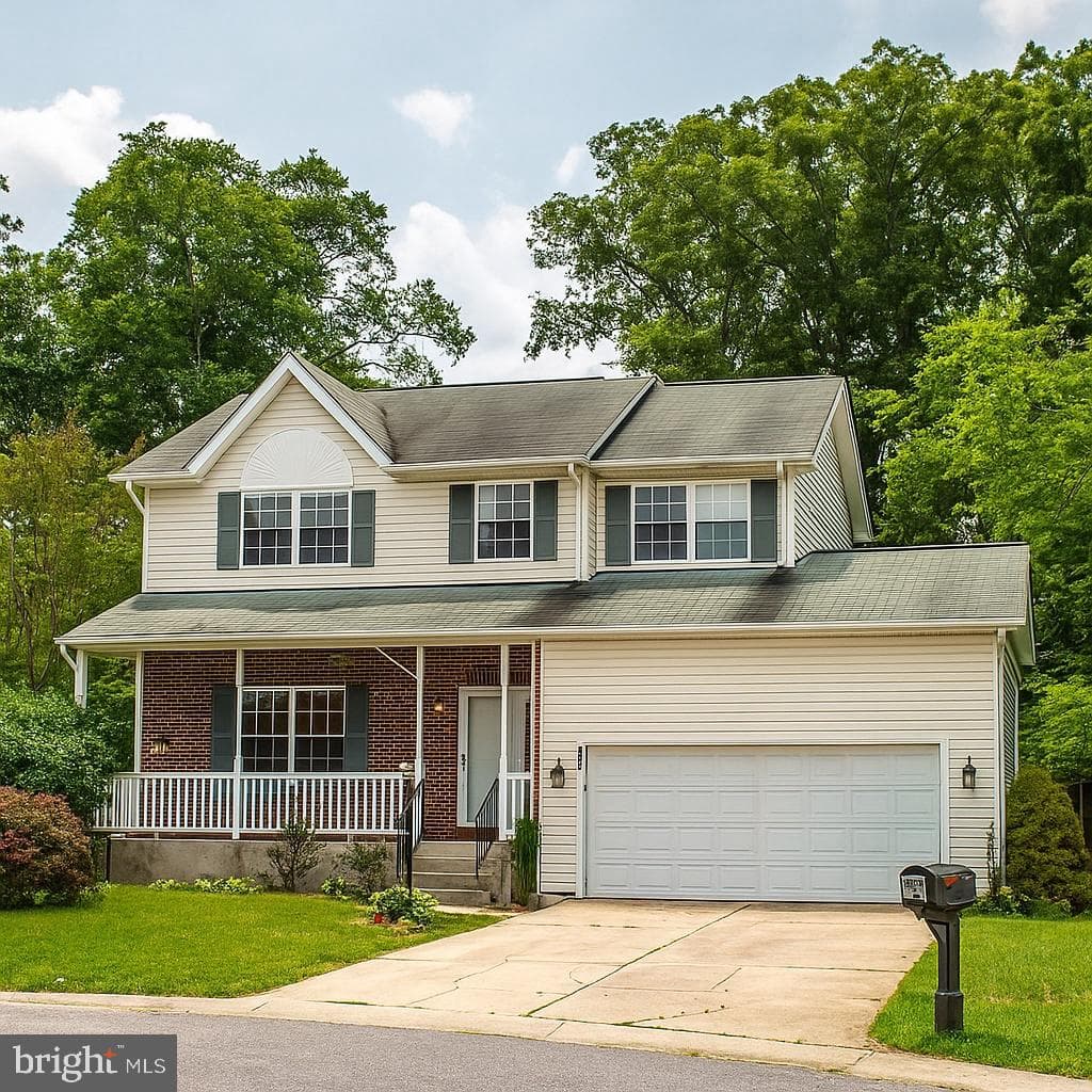 2711 Cotoneaster Court photo 1