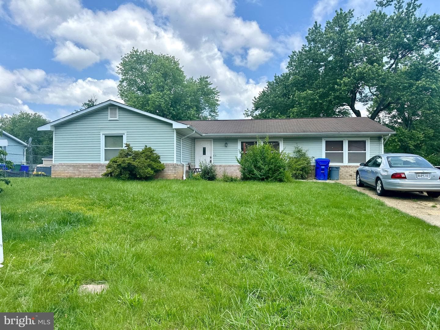 1206 Marshall Lane photo 1