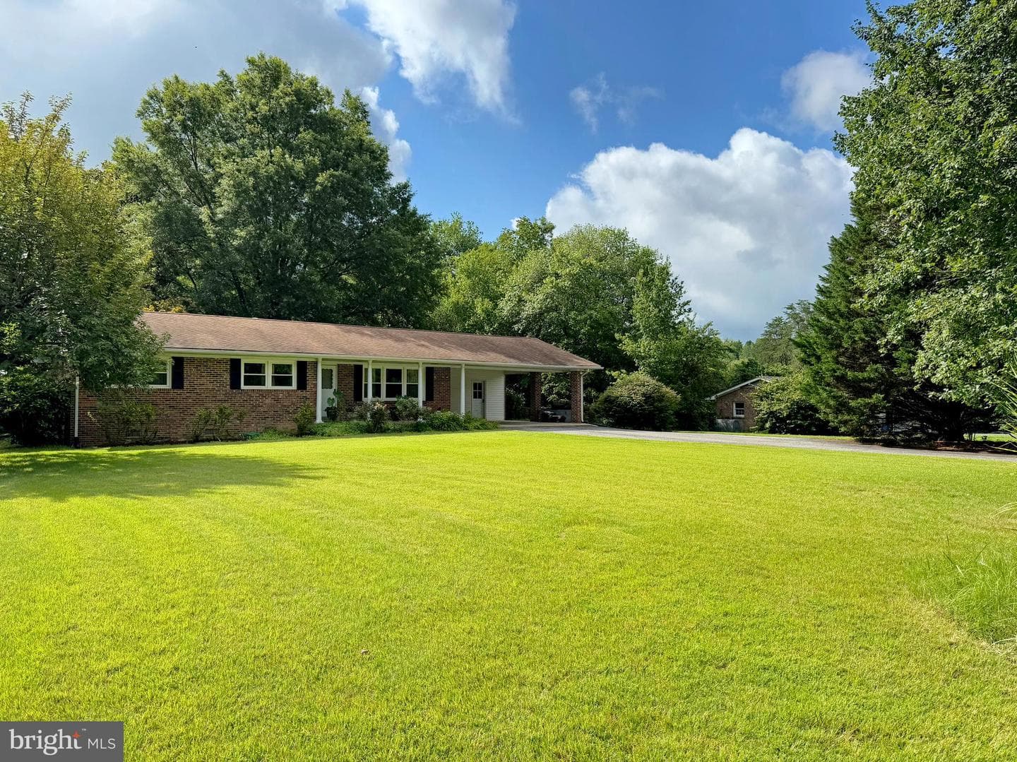 8070 Wheatley Road photo 1
