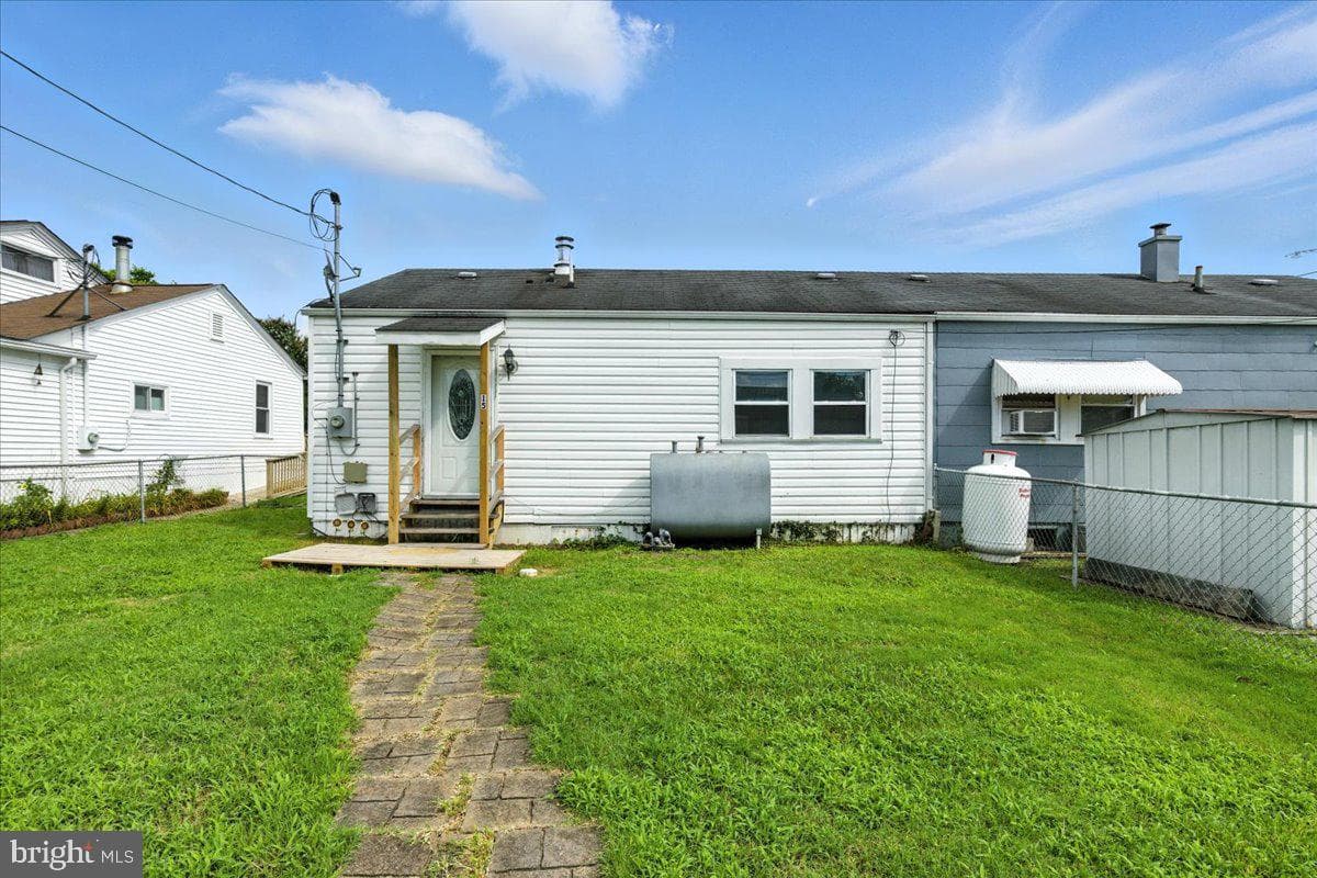 15 Greenwood Place photo 1