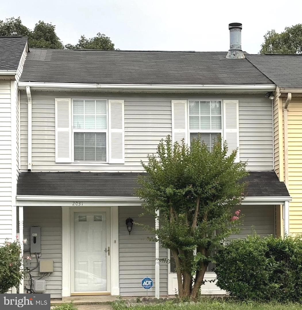 2031 Tanglewood Drive photo 1