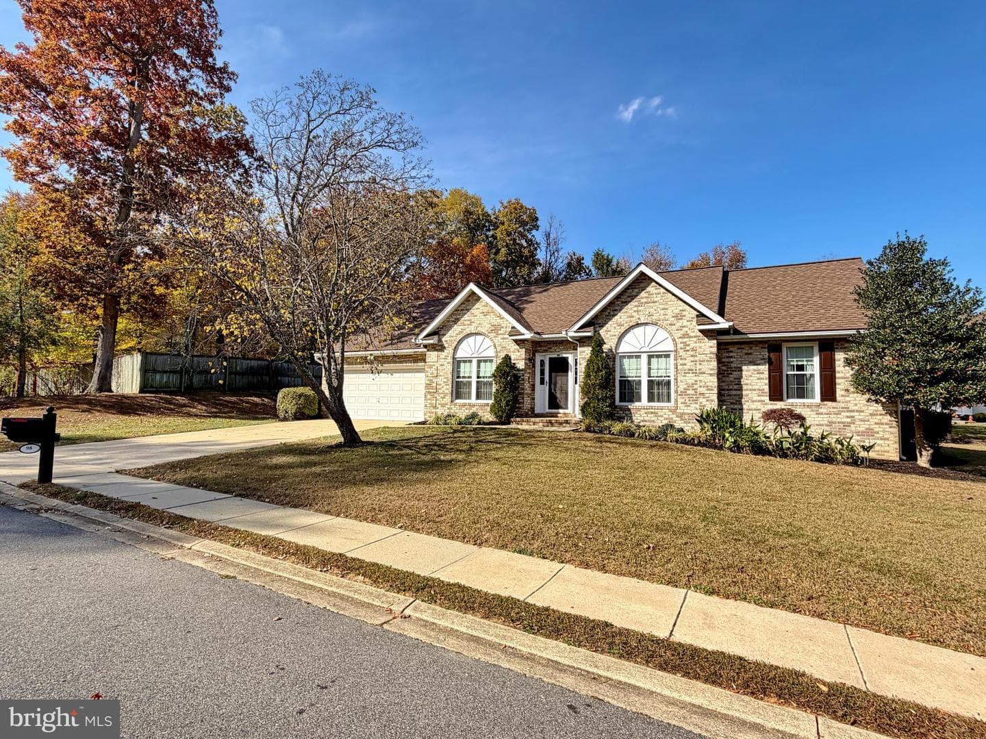 98 Oriole Lane photo 1