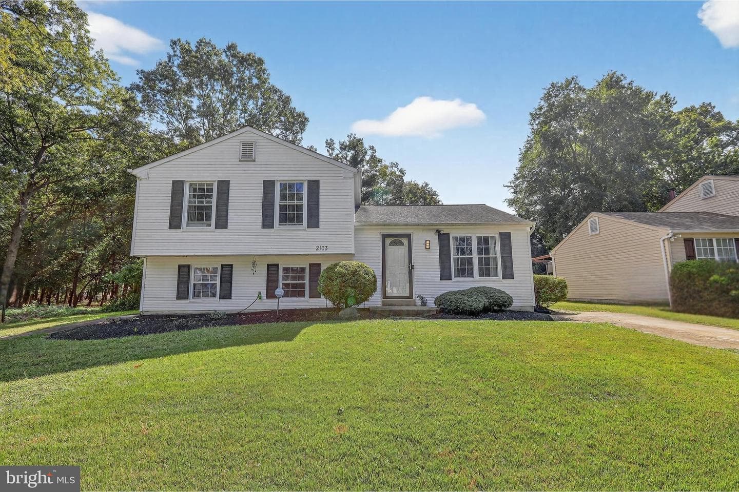 2103 Gibbons Court