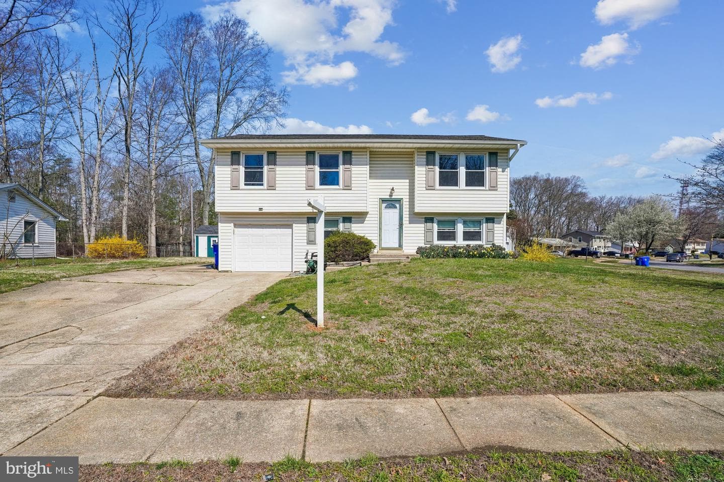 120 Garner Avenue photo 1