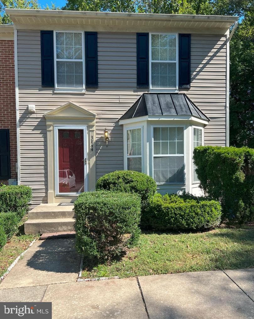 3844 Lakewood Place photo 1