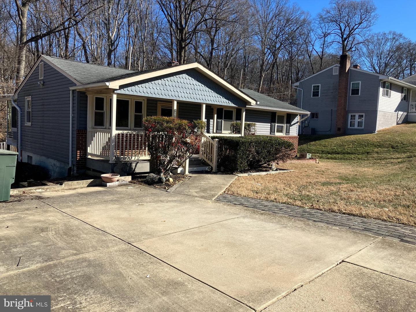 2616 Dakota Street photo 1