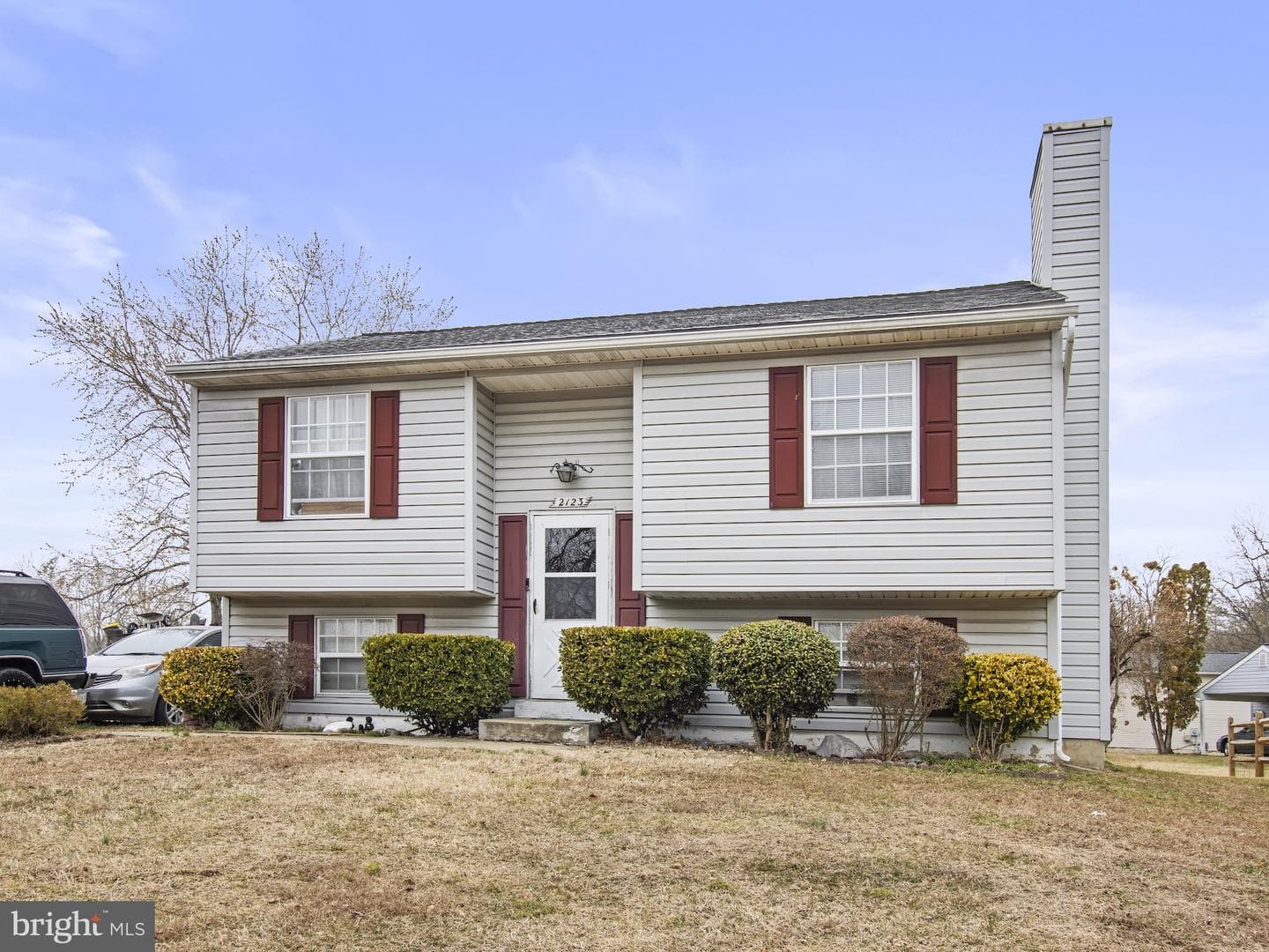 2123 Fairchild Court