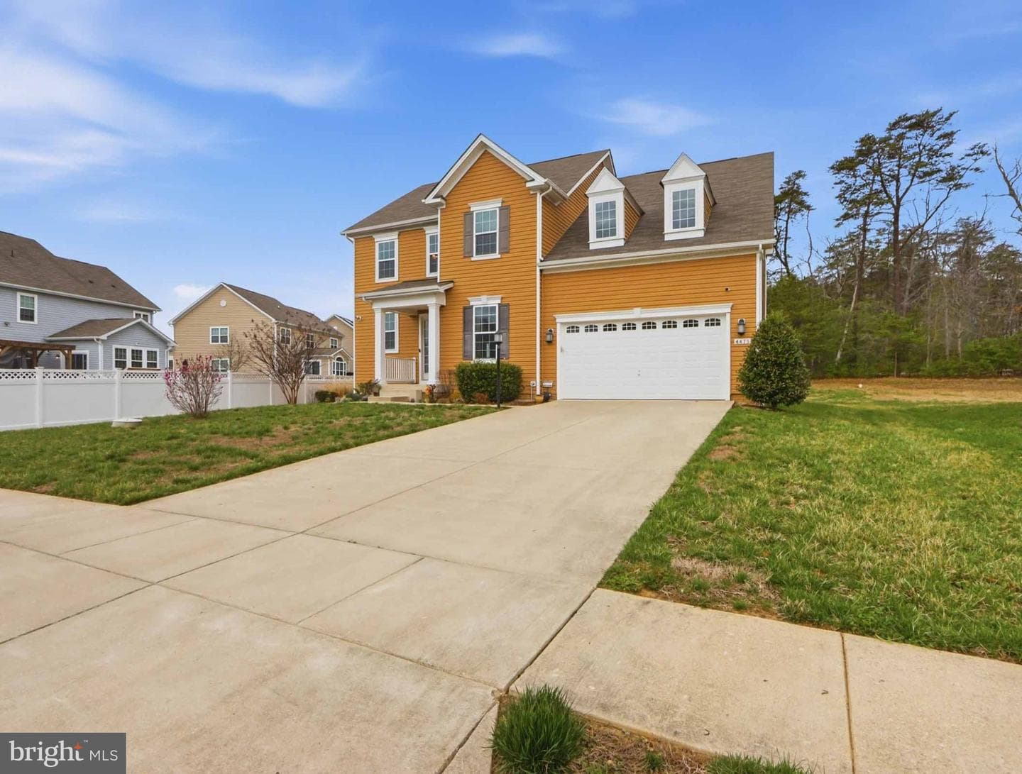 4475 Irish Peach Court