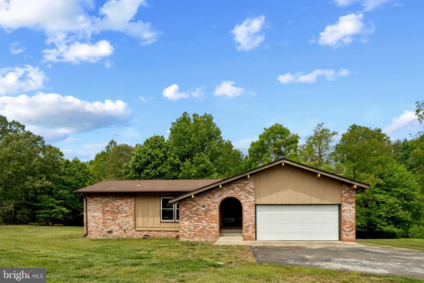 10710 Prince Charles Drive photo 1