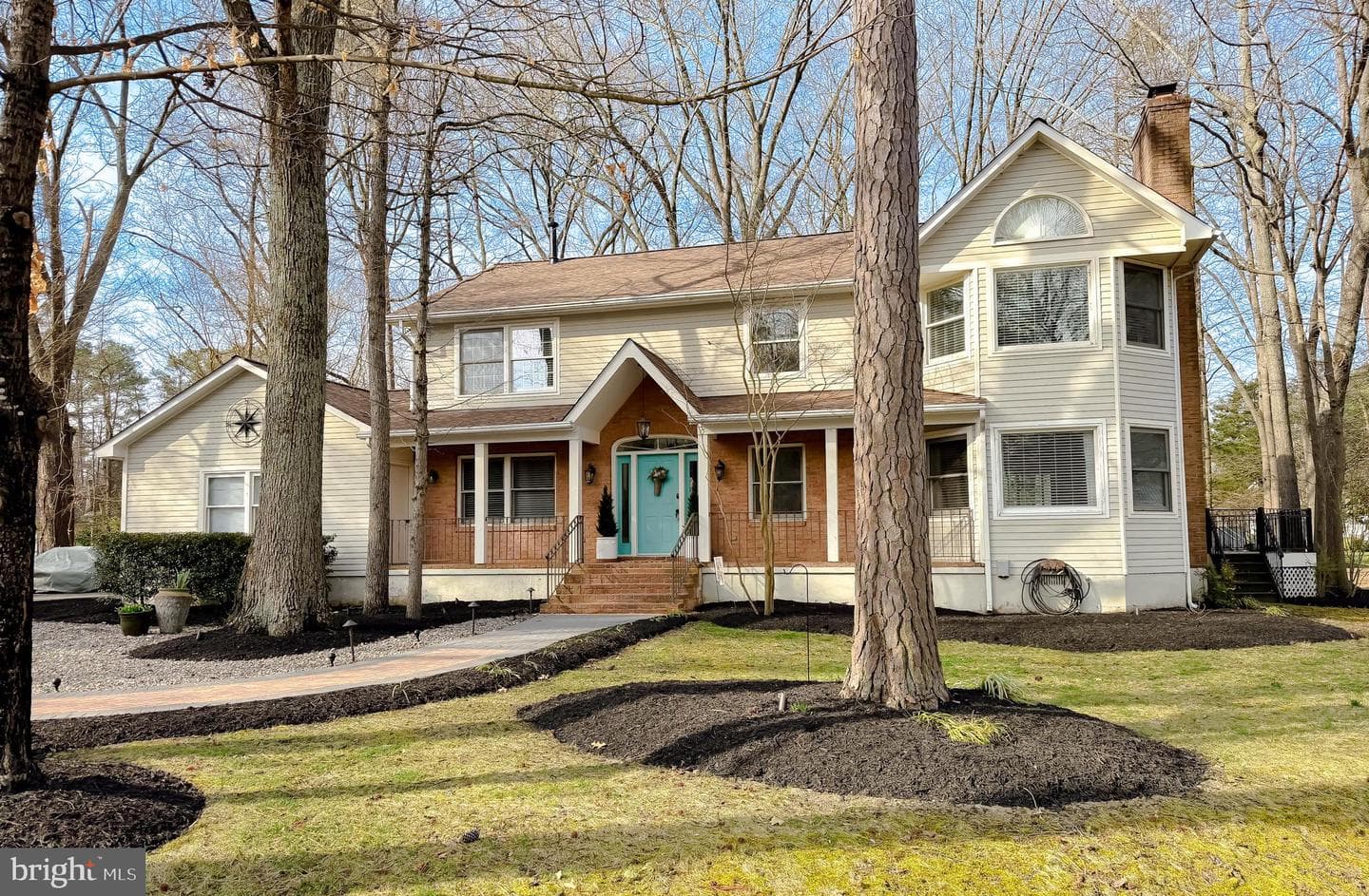 11452 Wollaston Circle, Issue