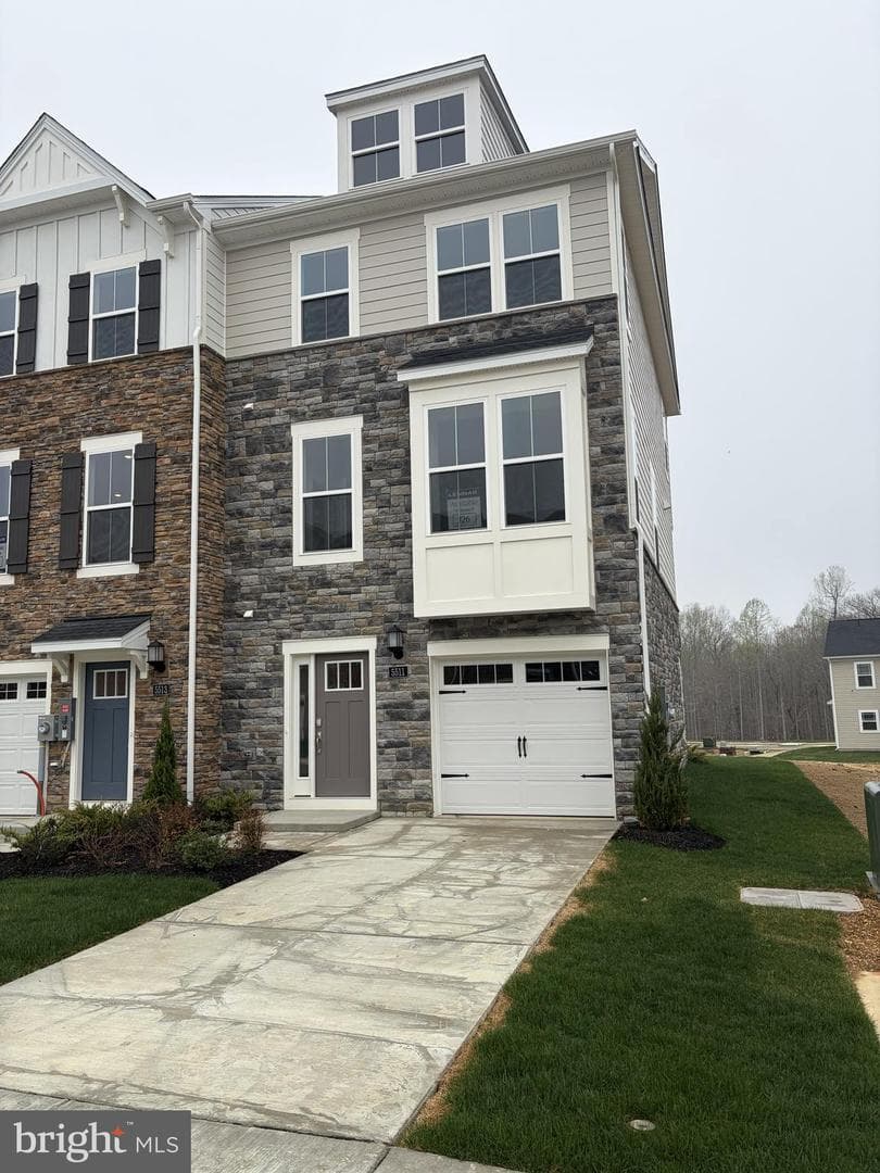 5511 Aberdeen Place photo 1