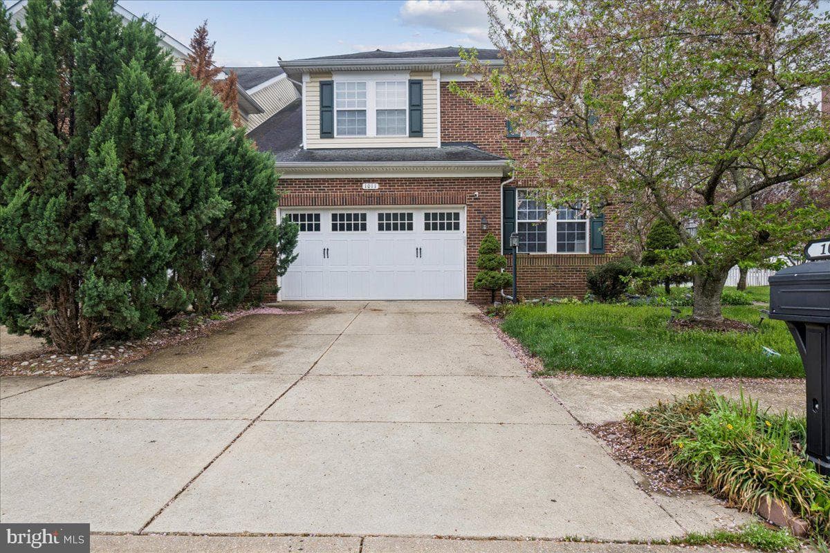 1011 Llano Drive