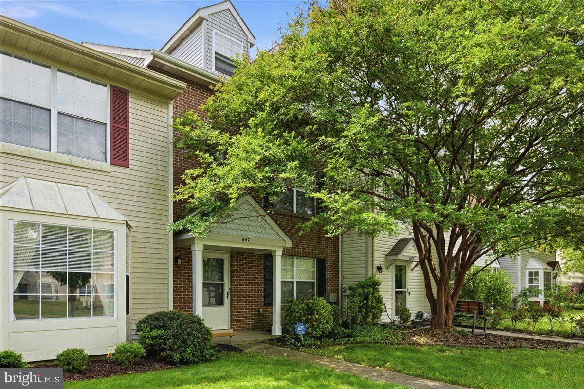 6071 Red Squirrel Place