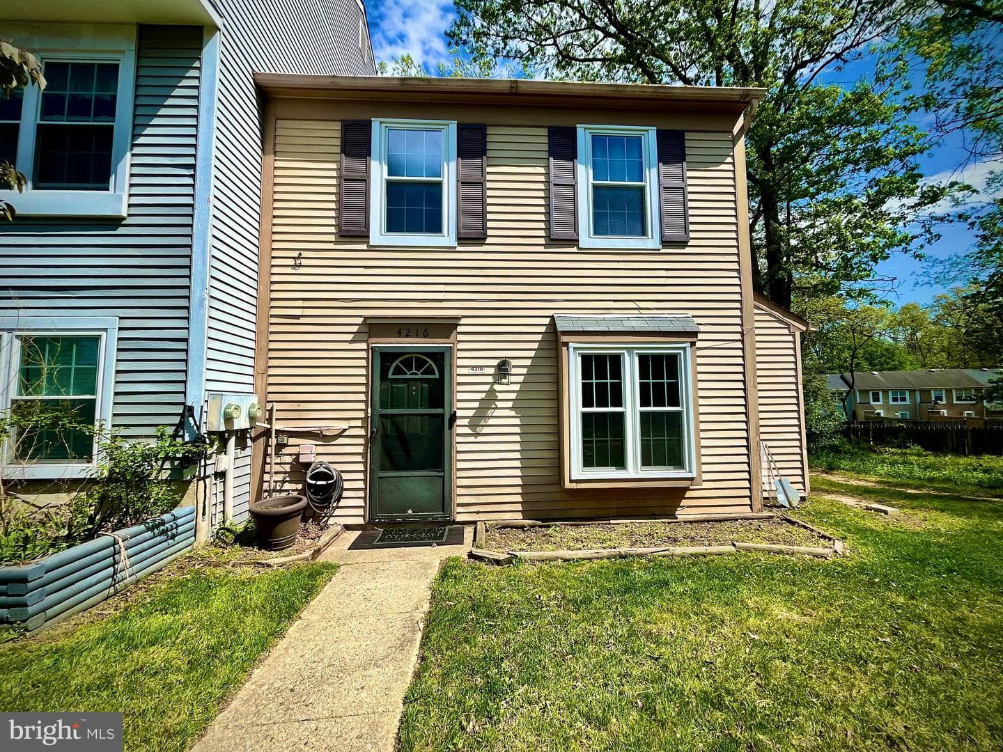 4216 Drake Court