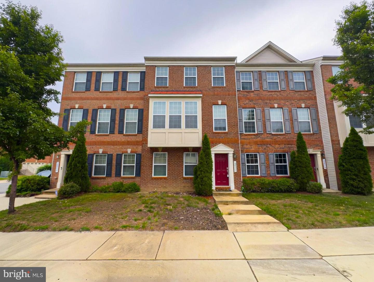 2852 Hedgerow Place
