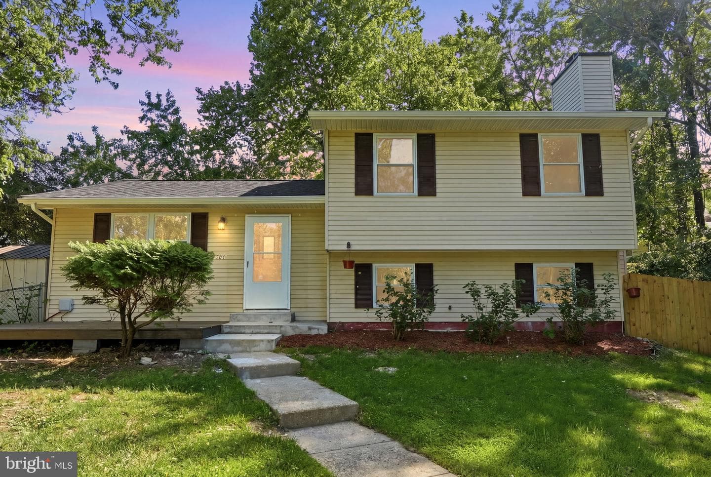 7251 Strawberry Place