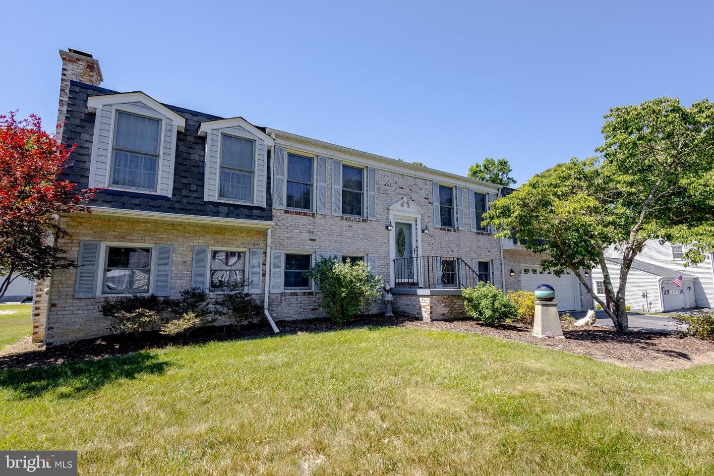 1390 Redwood Circle