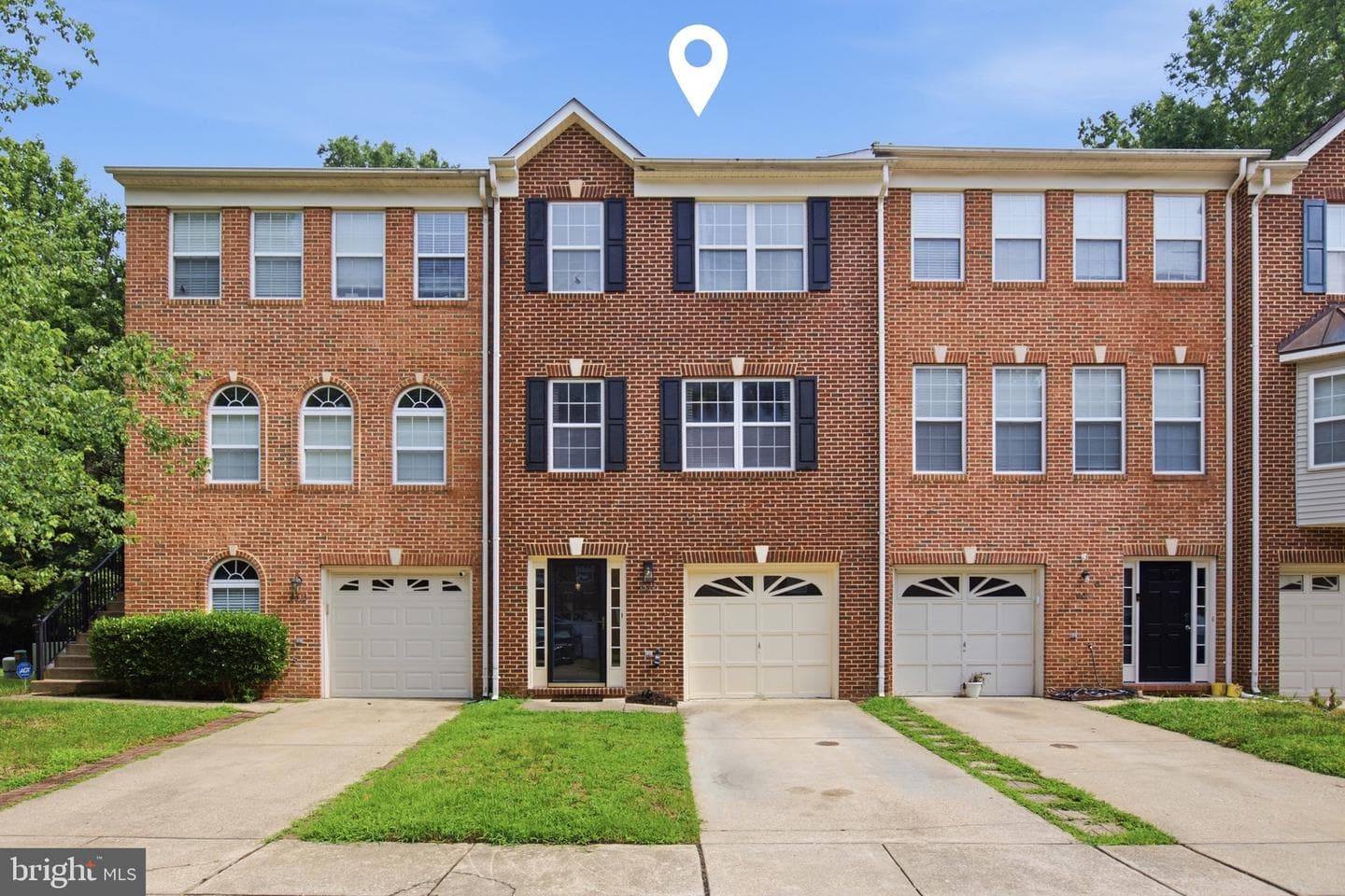 8012 Bullfinch Place, White Plains