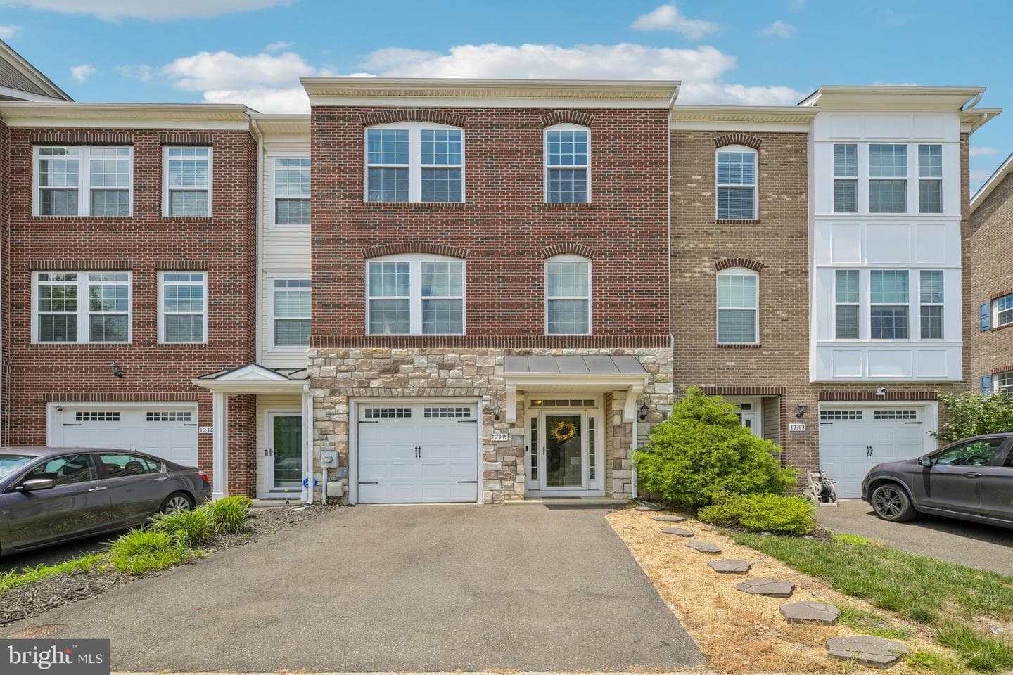 12385 Sandstone Street, Waldorf