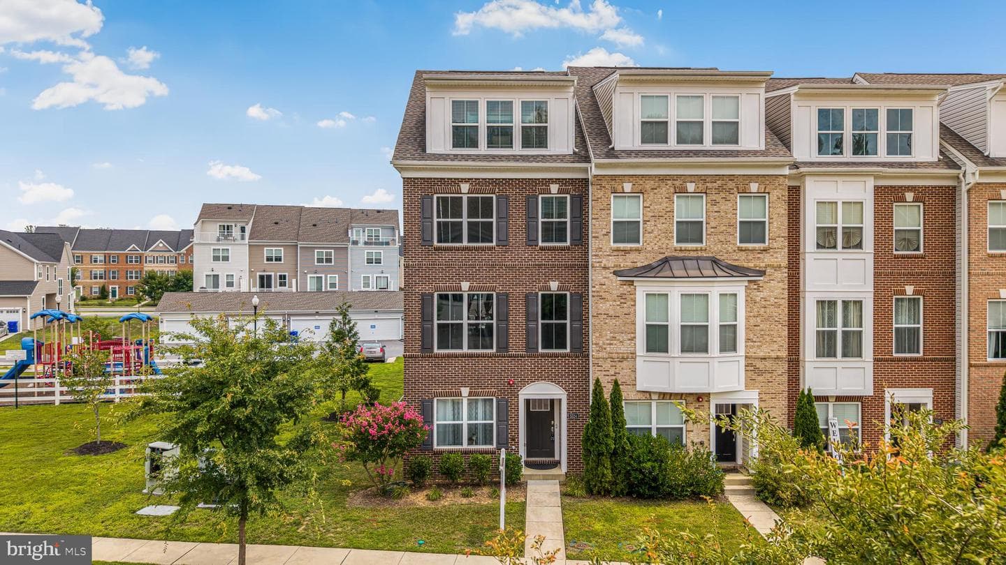 5524 Wordsworth Place, White Plains