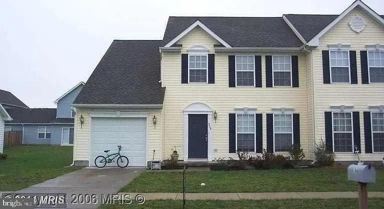 515 Vaughn Avenue photo 1