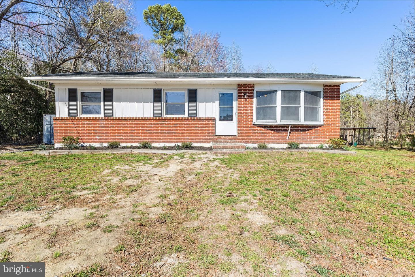 27320 Chipmans Lane photo 1