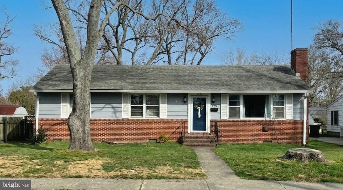 329 Maple Avenue