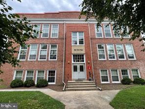 107 N School Street #3b