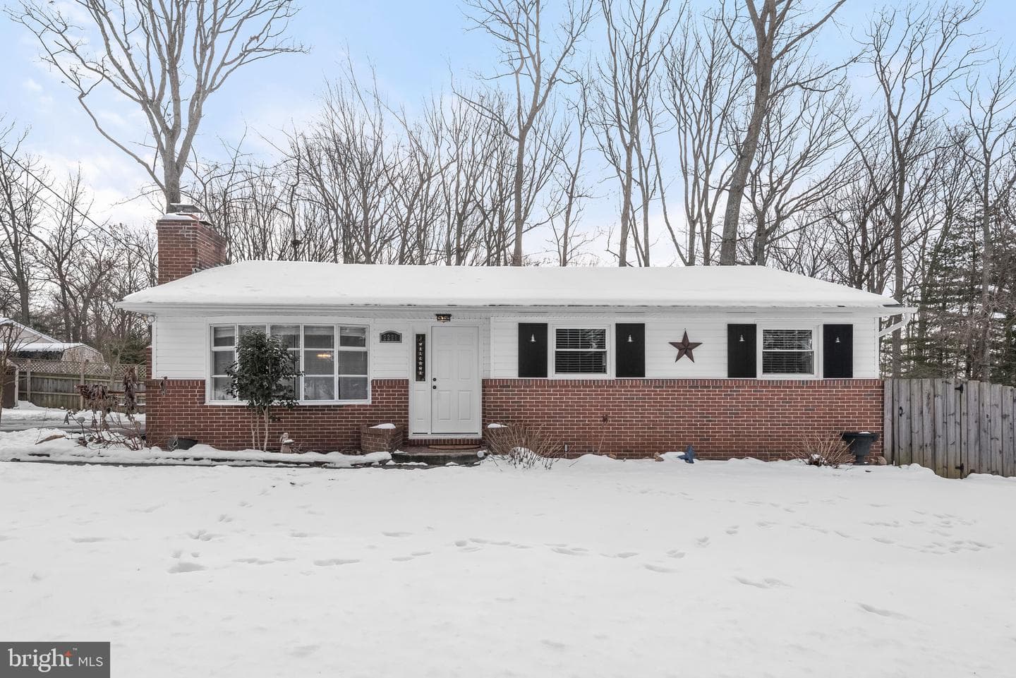 2221 Longview Drive photo 1