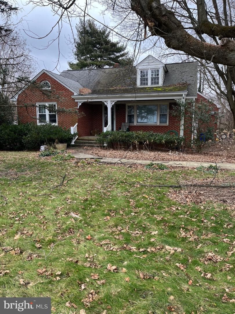 207 Lookout Avenue photo 1