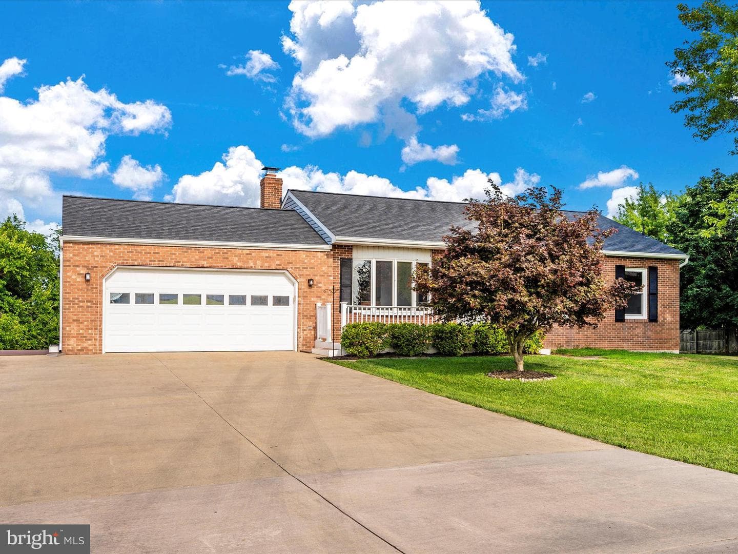 5415 Woodbine Road photo 1