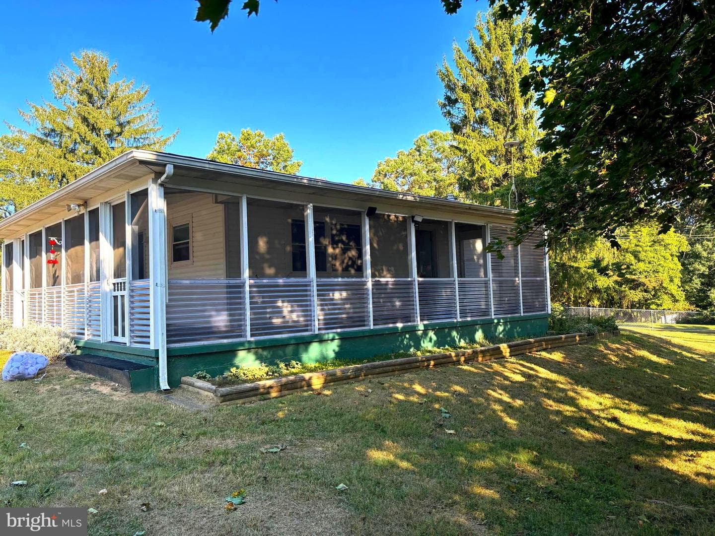 3736 Grave Run Road photo 1