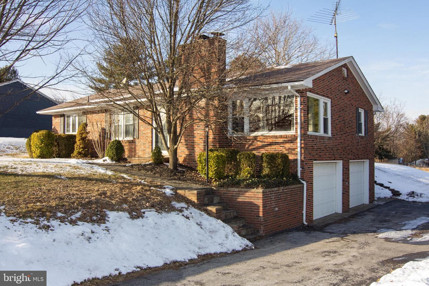 704 Stone Road photo 1