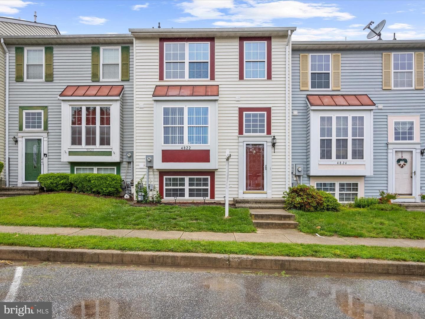 4822 Hillock Lane photo 1