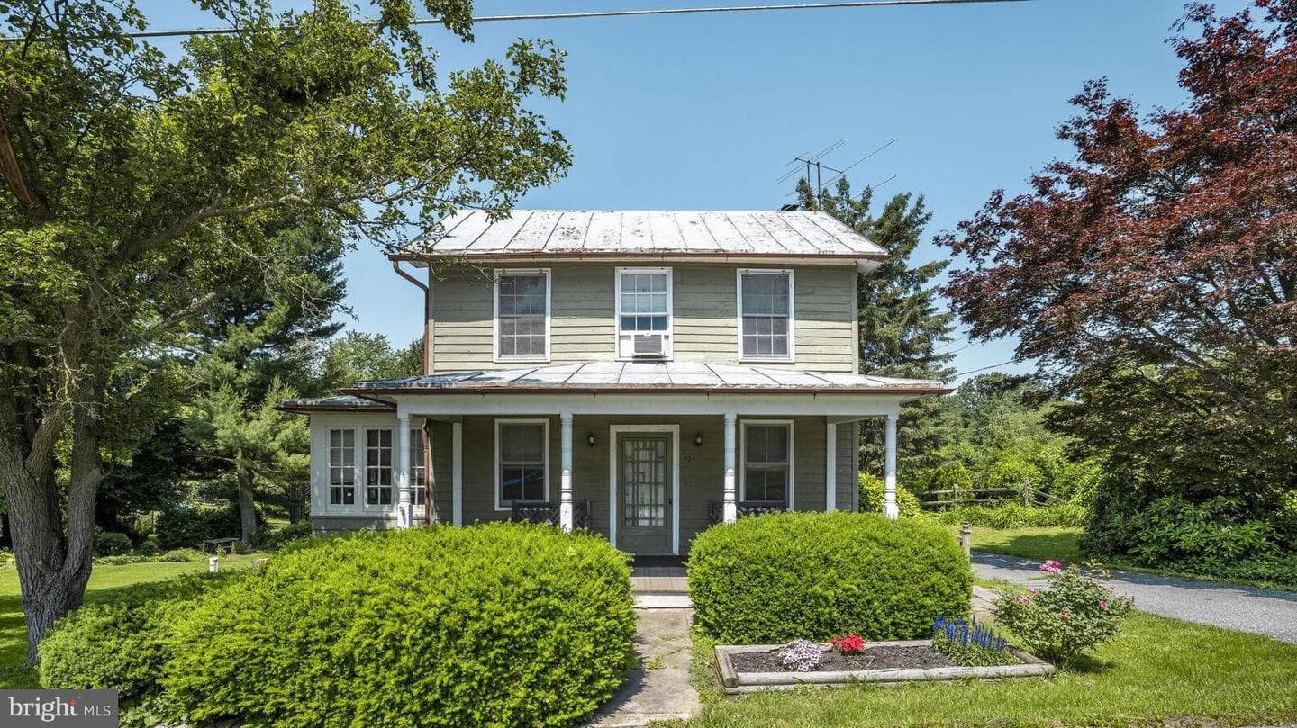 404 Clear Ridge Road photo 1