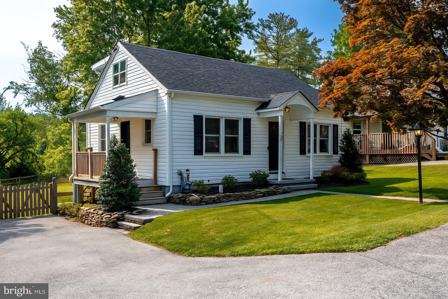 131 City View Avenue photo 1